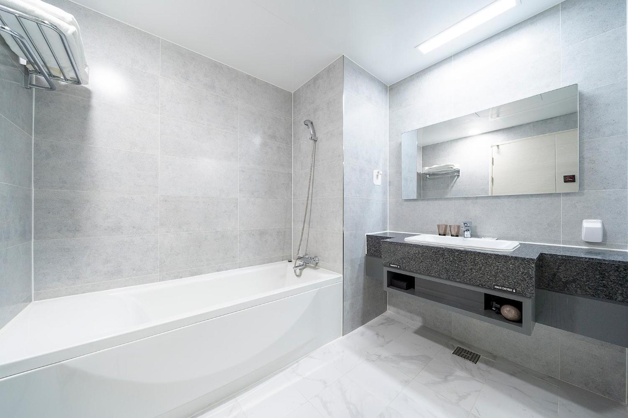 Gloucester Hotel Τσεονγκού Εξωτερικό φωτογραφία