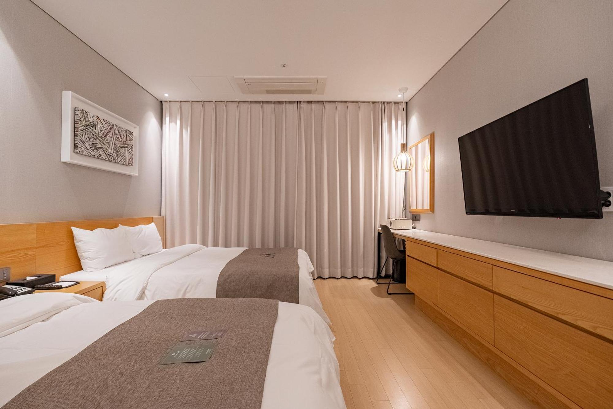 Gloucester Hotel Τσεονγκού Εξωτερικό φωτογραφία