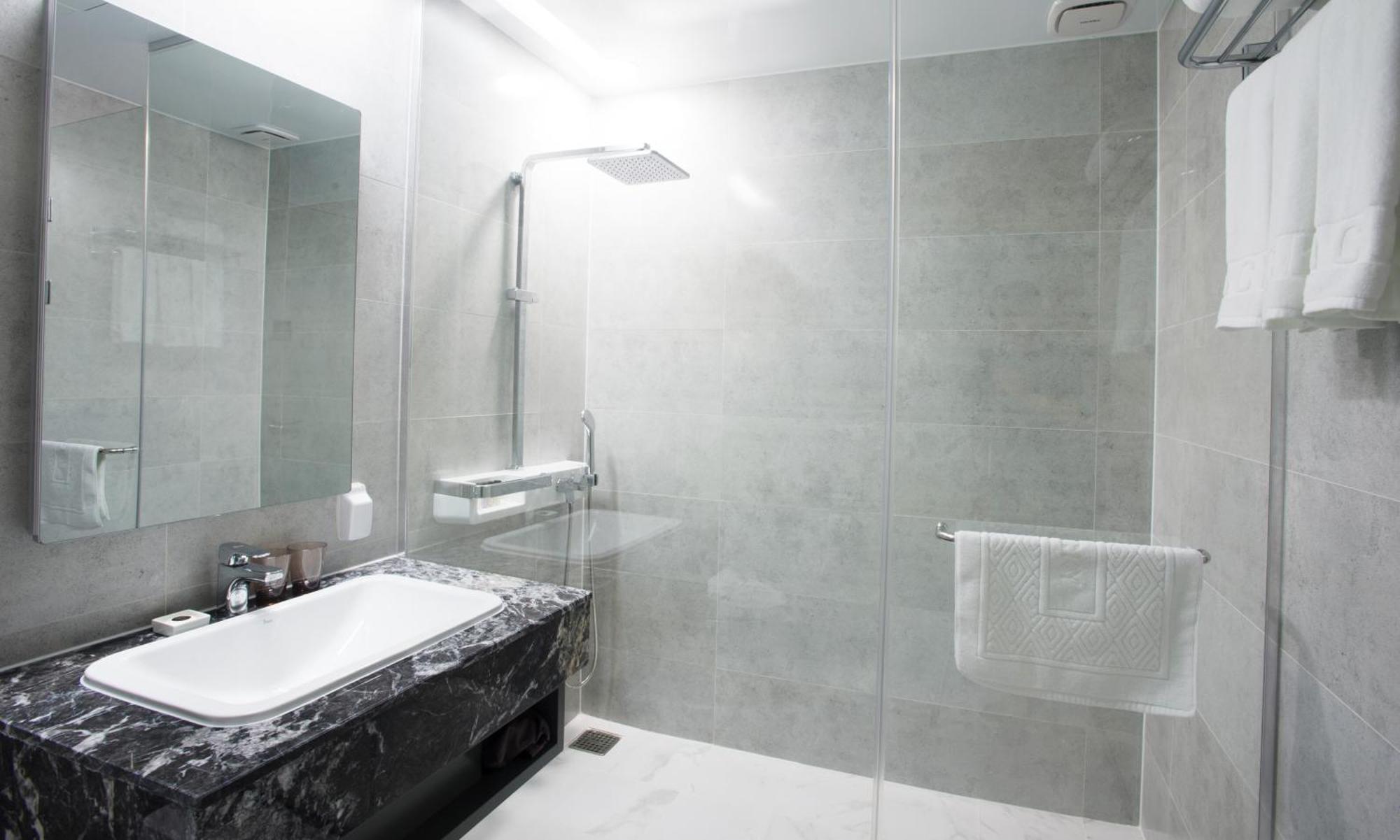 Gloucester Hotel Τσεονγκού Εξωτερικό φωτογραφία